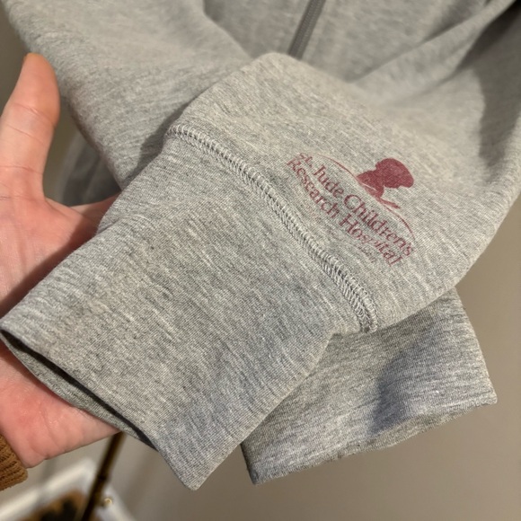 Y2K DKNY Grey Floral Print Hooded Jacket Size Small St. Jude Hospital - Picture 6 of 12